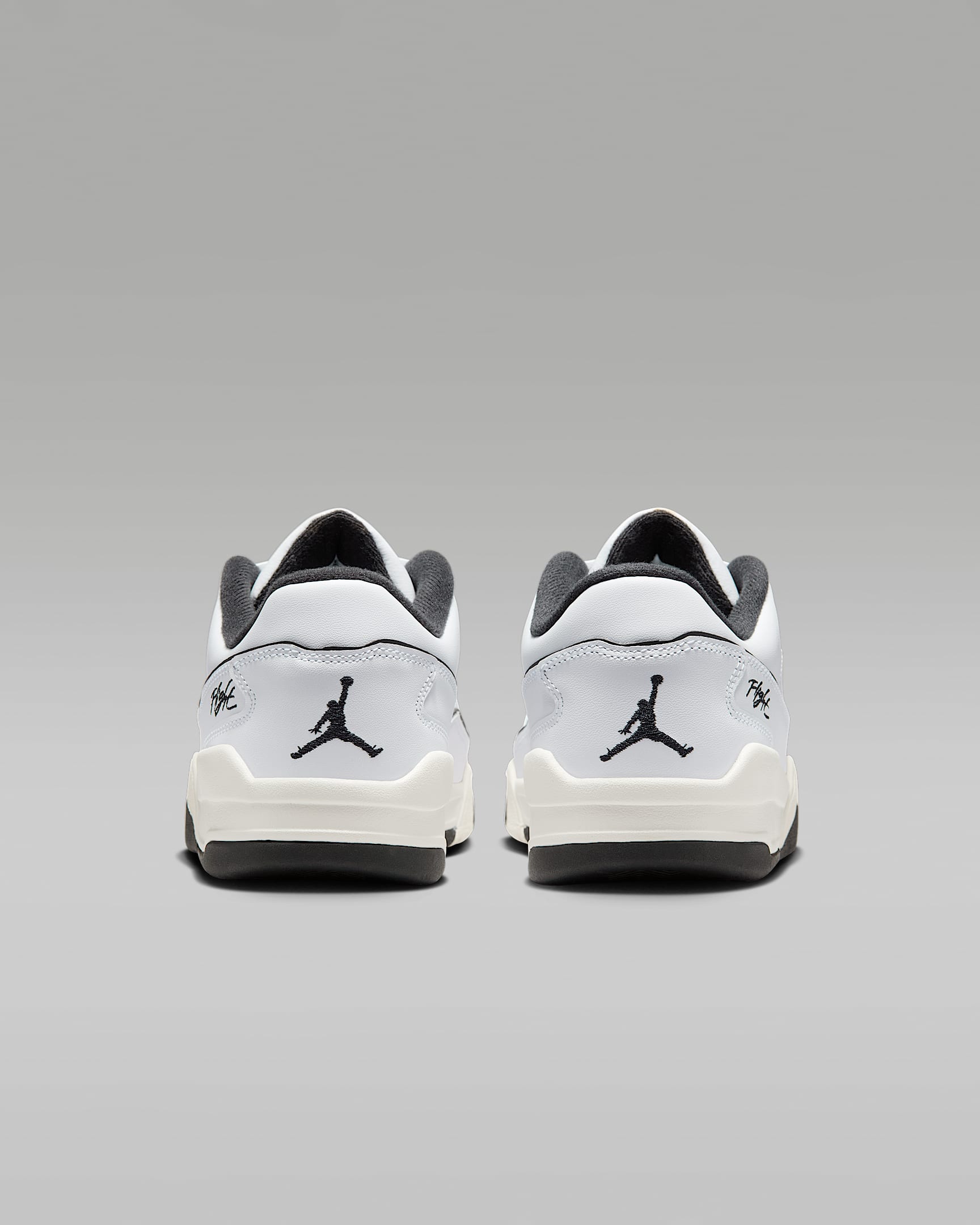 Tenis Nike Jordan Flight Court
