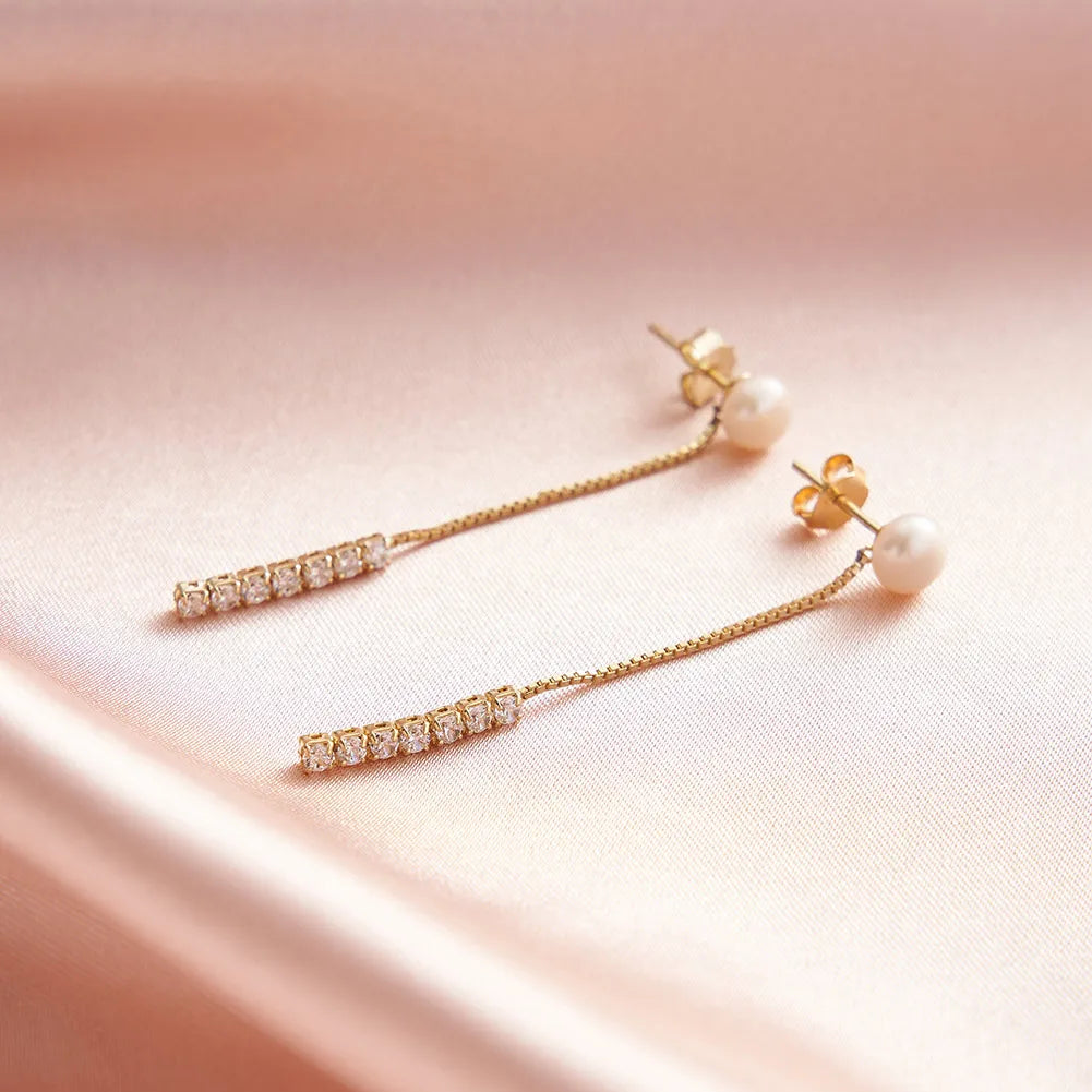 Aretes en Plata de Ley 925 y Perla Natural de Agua Dulce