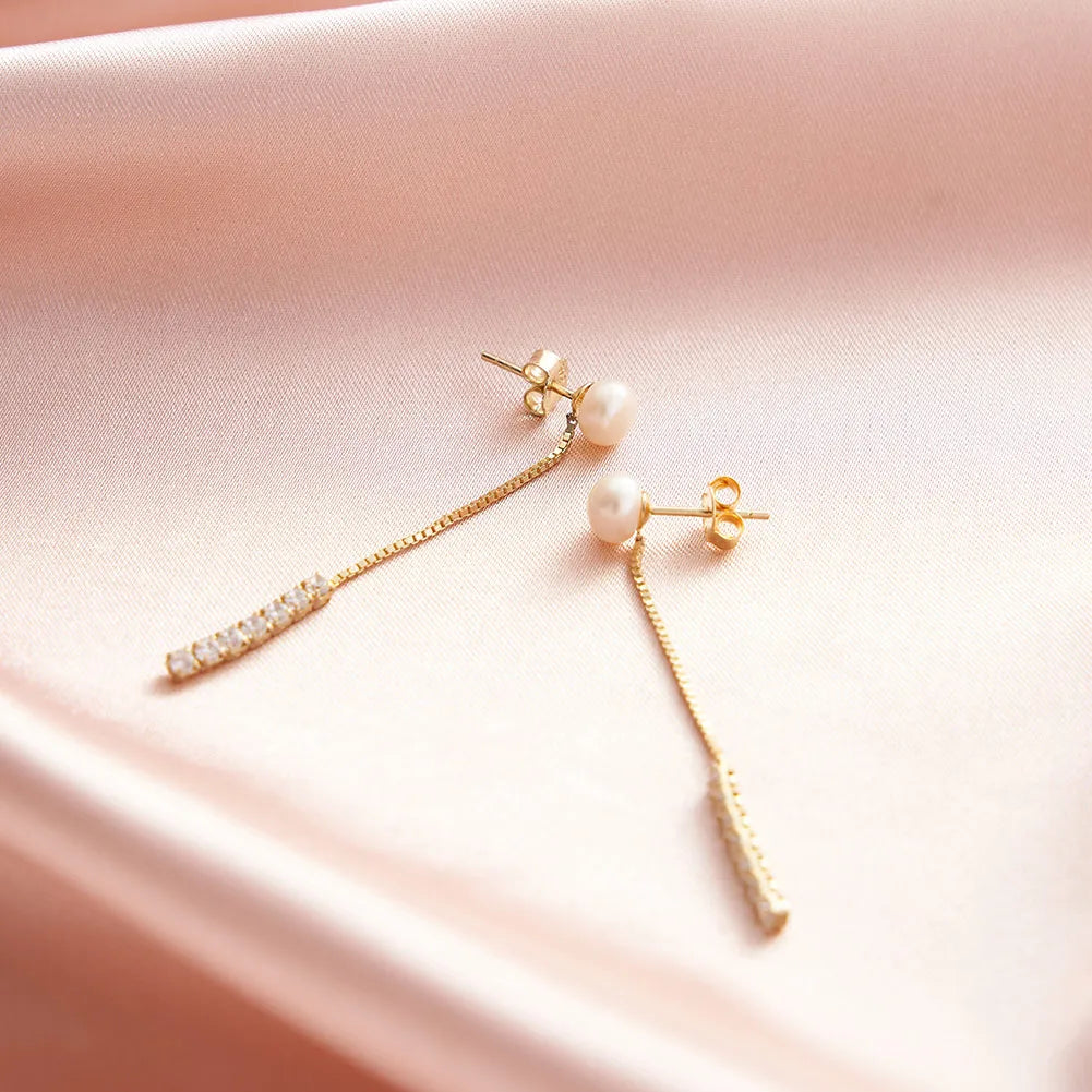 Aretes en Plata de Ley 925 y Perla Natural de Agua Dulce