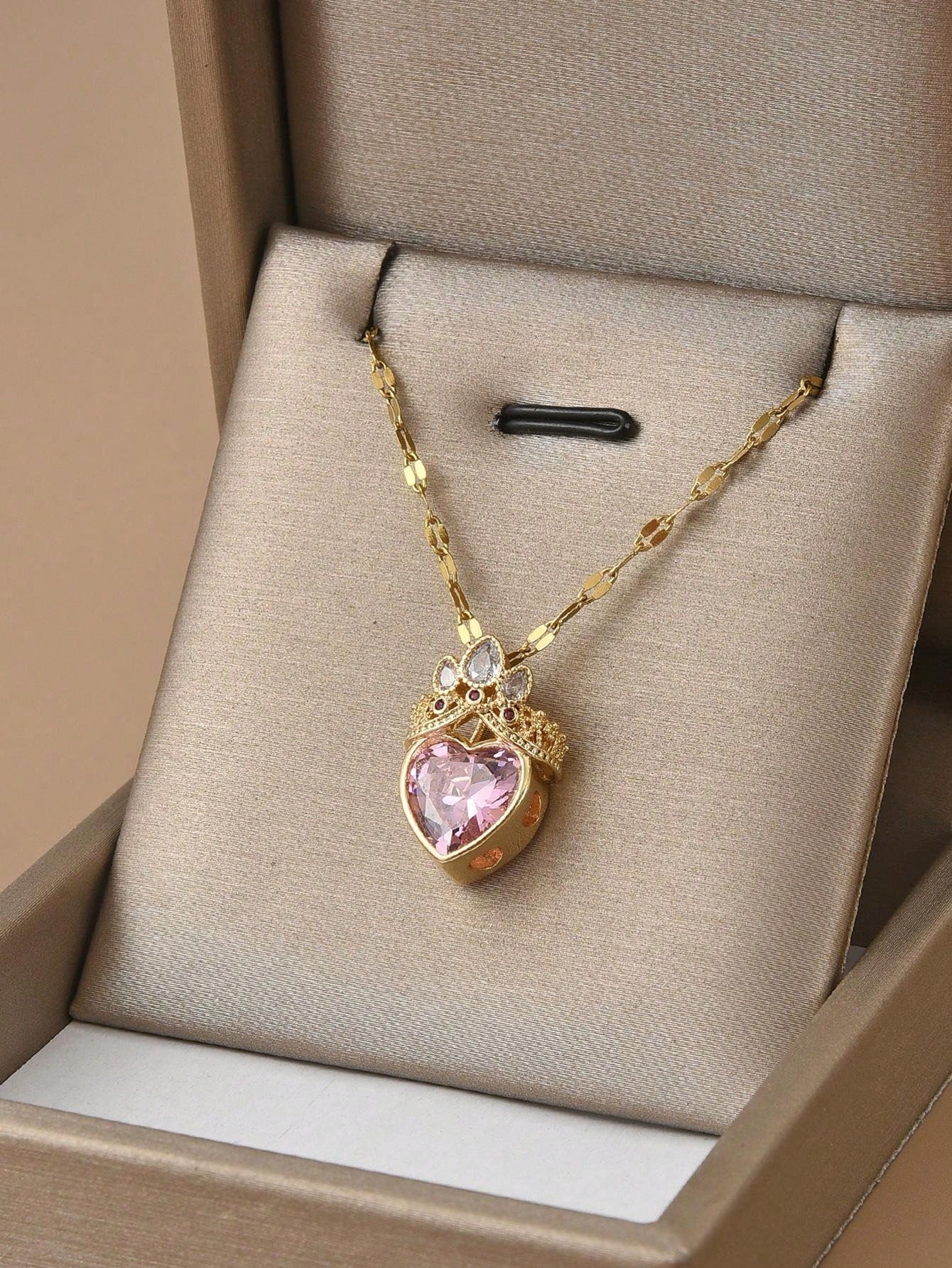Collar Corazón de Princesa Rosado