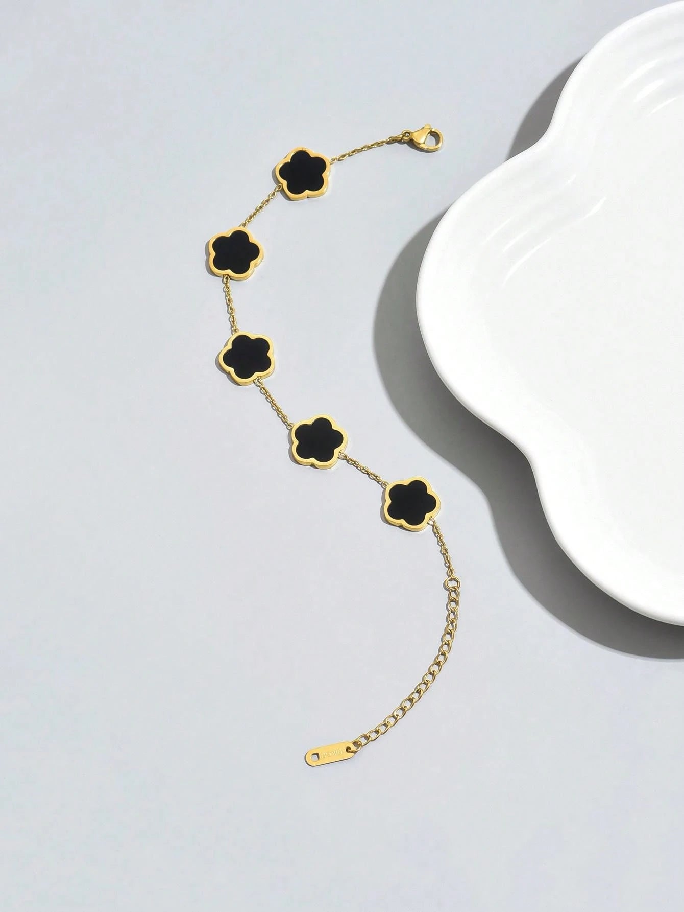 Pulsera Trébol en Acero Inoxidable Chapado en Oro