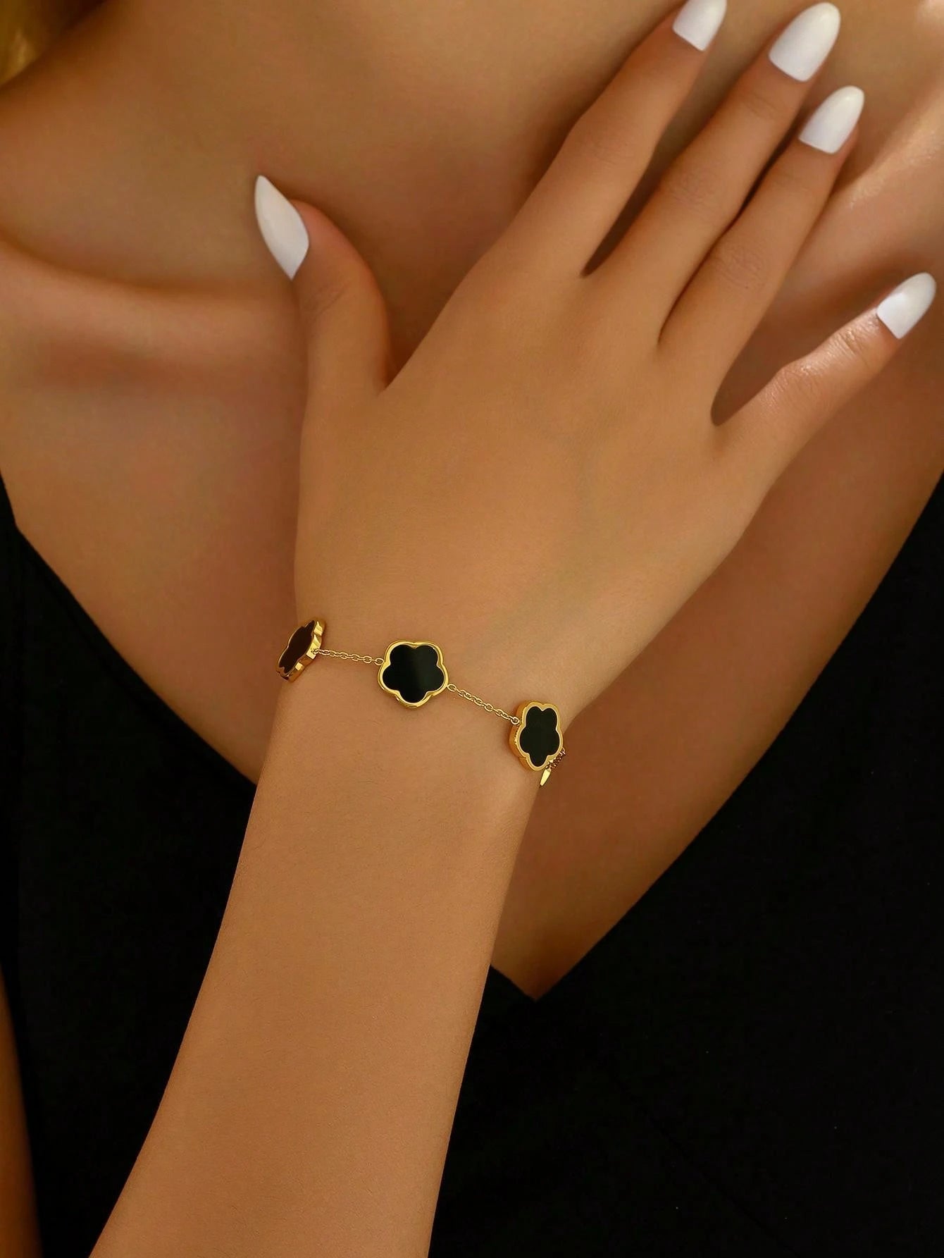 Pulsera Trébol en Acero Inoxidable Chapado en Oro