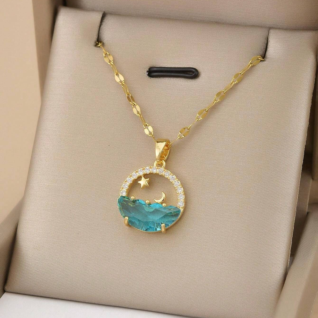 Collar con Diseño de Mar Estrellado