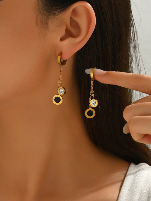 Aretes Colgantes de Números Romanos en Acero Inoxidable