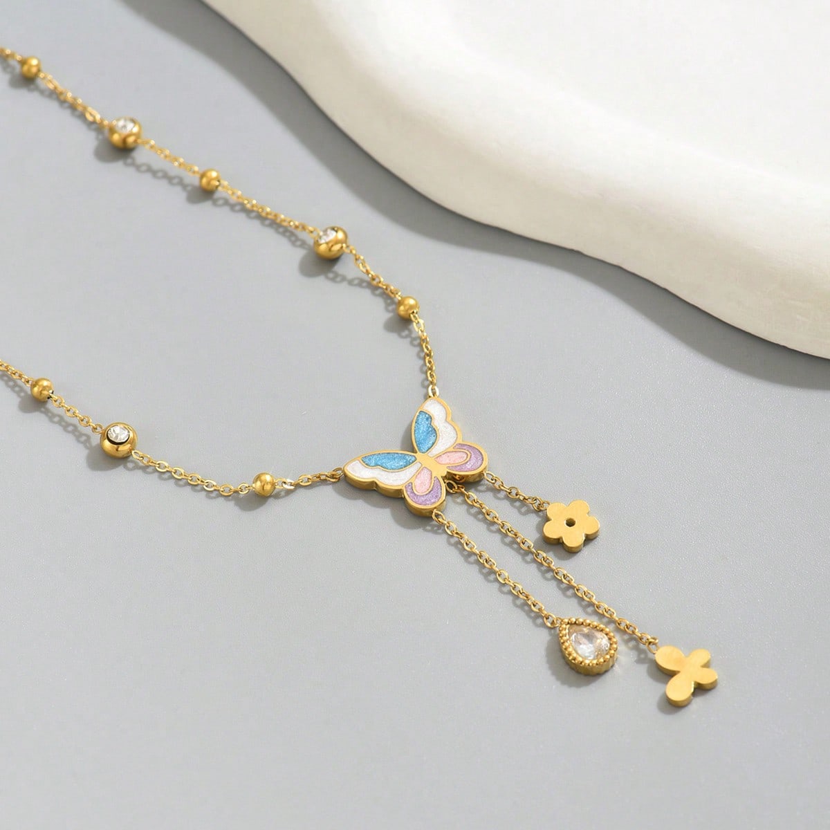 Collar de Mariposa en Acero Inoxidable Chapado en Oro