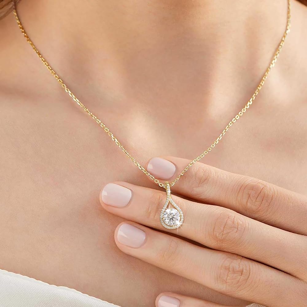 Collar Fino de Plata de Ley 925 Bañado en Oro Blanco 18k y Piedra Preciosa de Moissanita