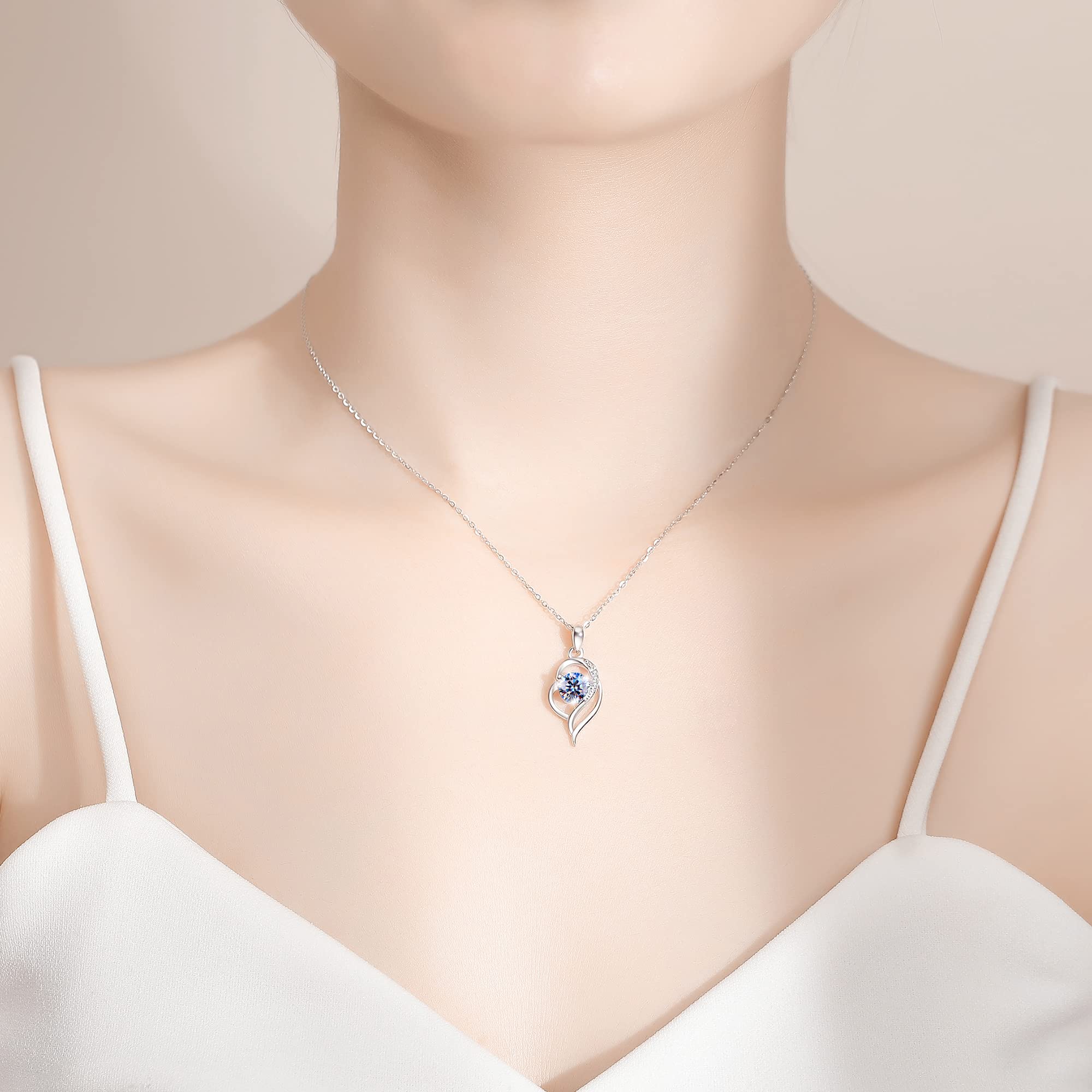 Collar Fino de Plata de Ley 925 y Moissanita