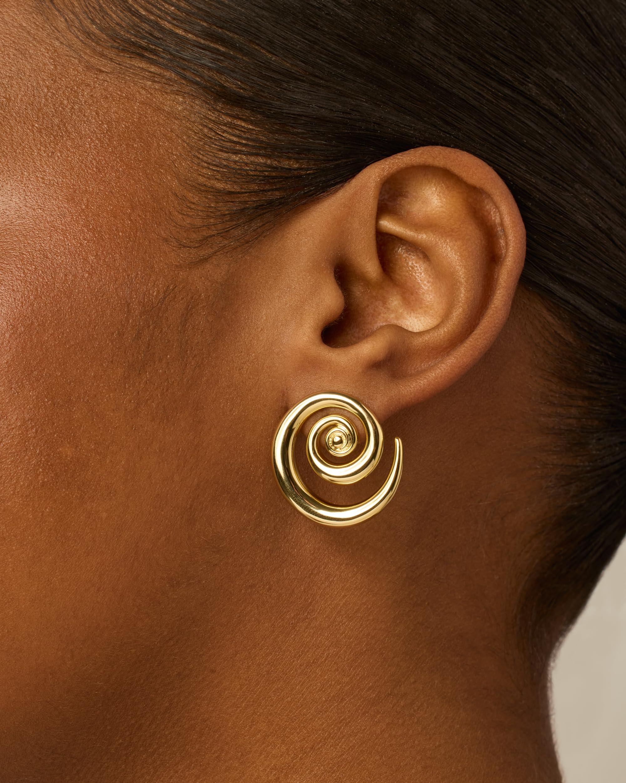 Aretes de Plata de Ley 925 en Espiral