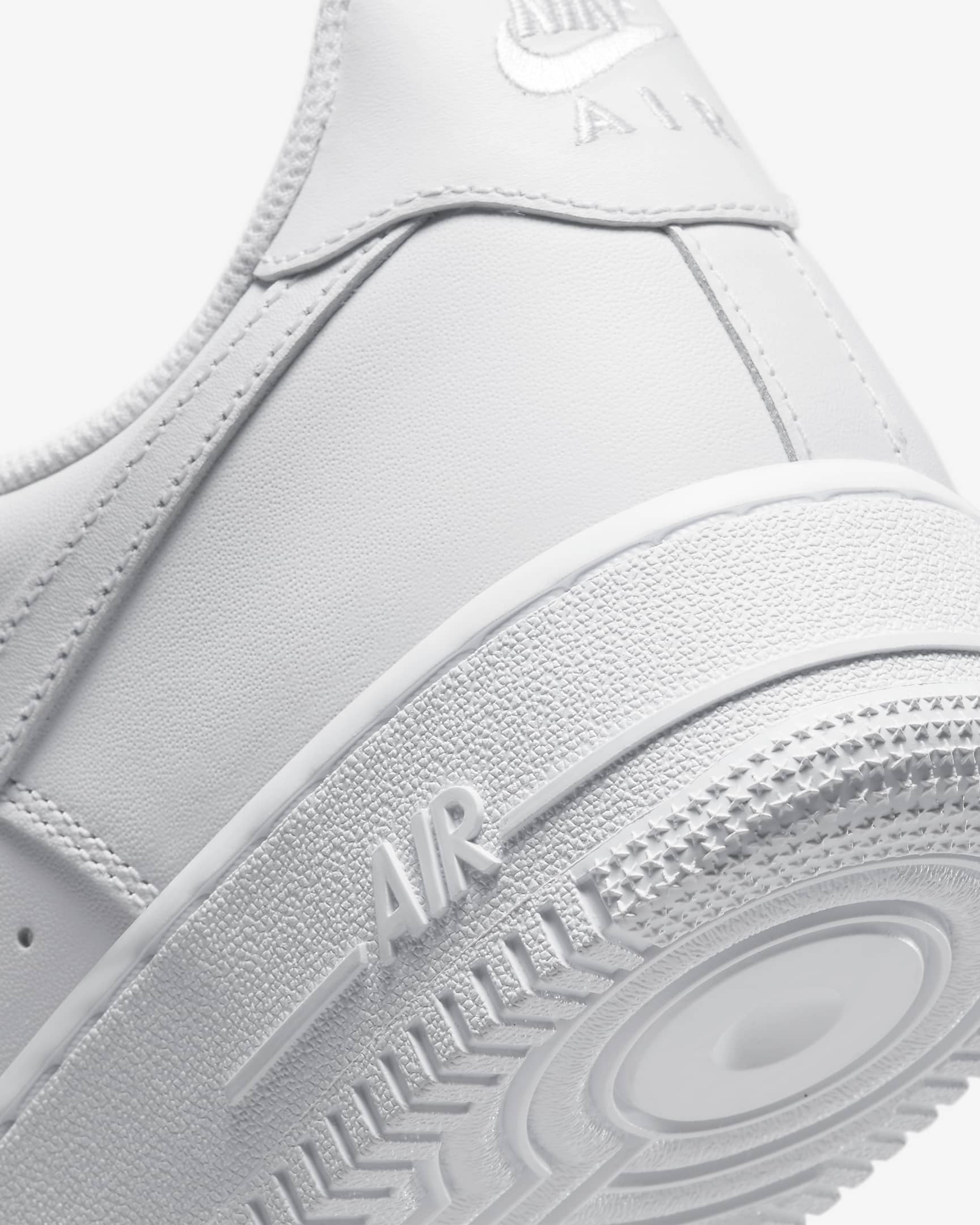 Tenis Nike Air Force 1 07