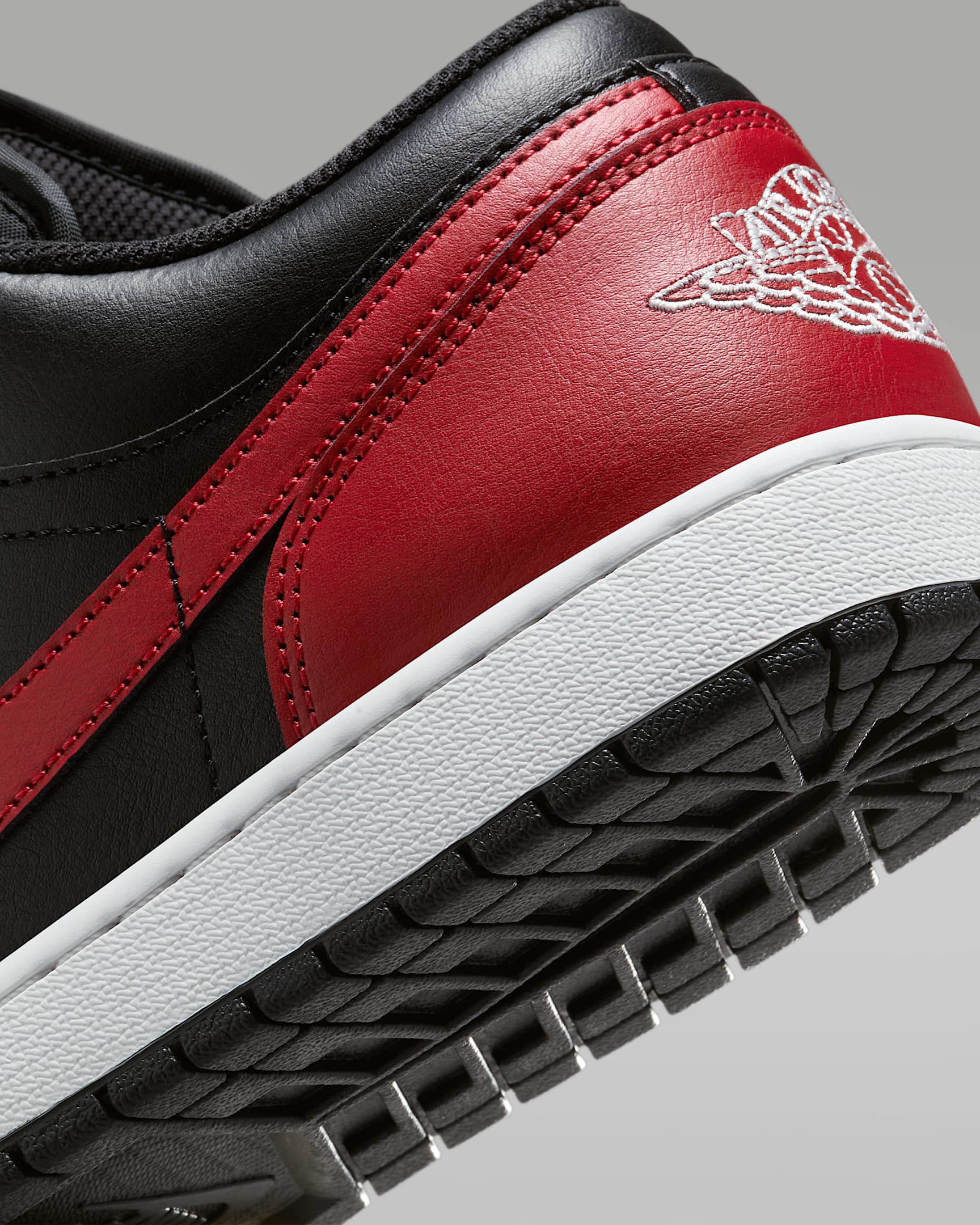 Tenis Nike Air Jordan 1 Low
