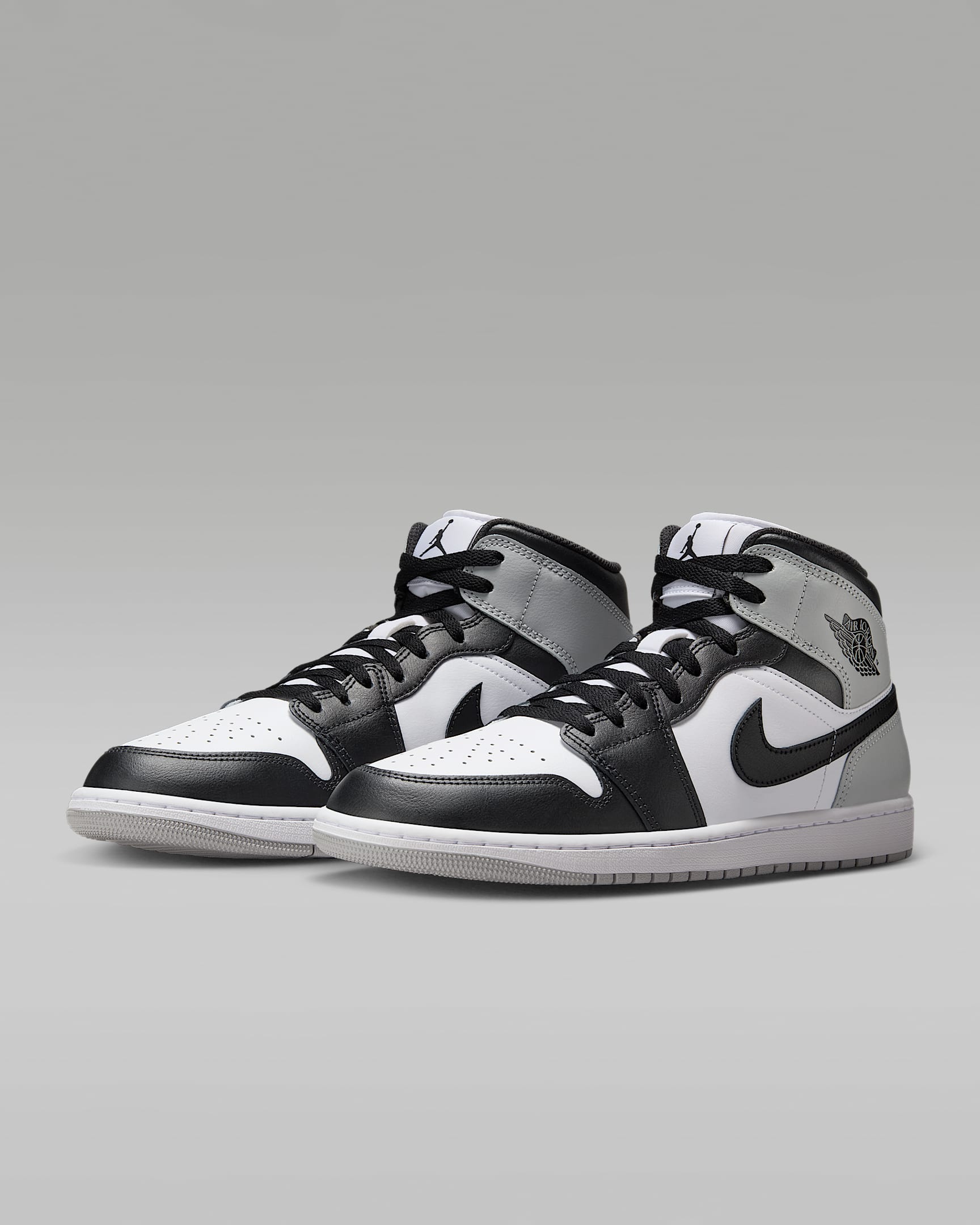 Tenis Nike Air Jordan 1 Mid
