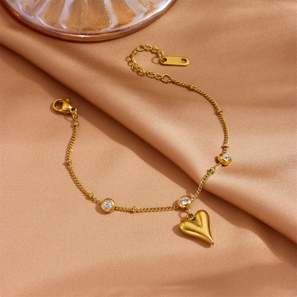 Conjunto de Collar, Aretes y Pulsera de Corazón en Acero Chapado en Oro
