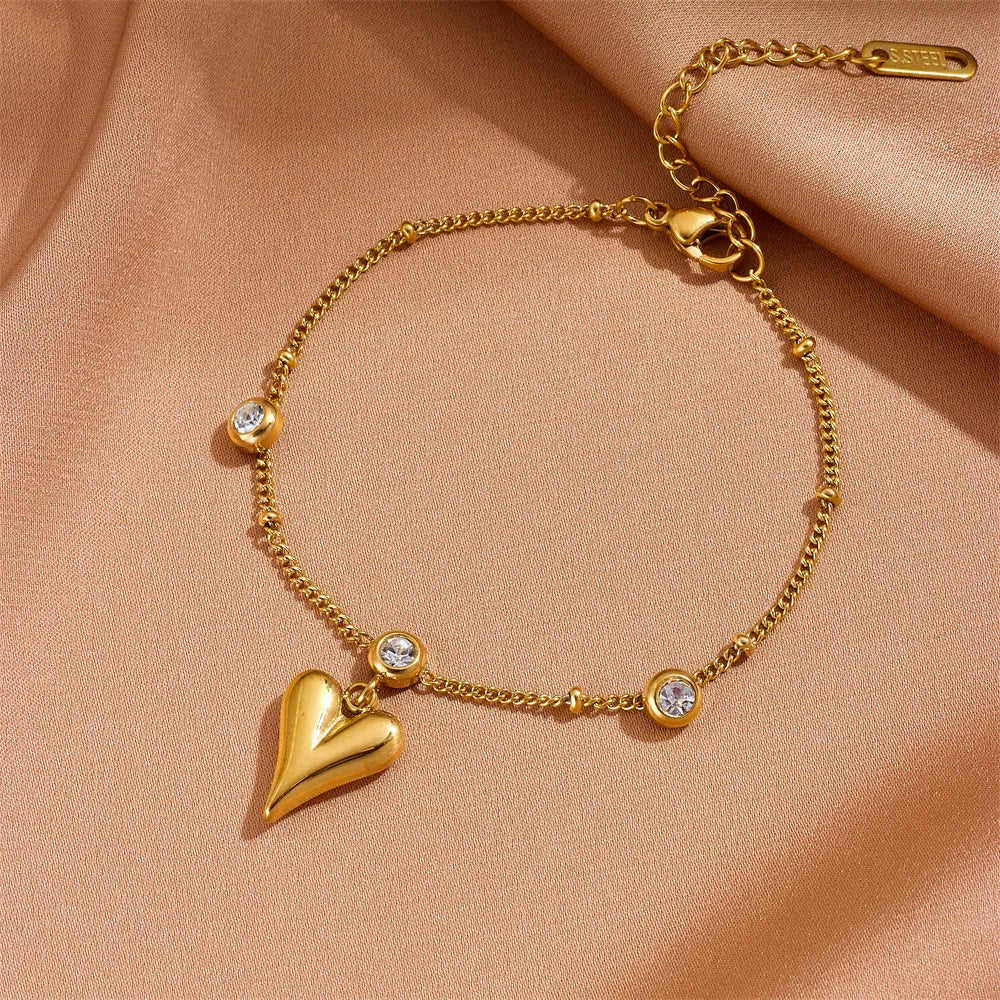 Conjunto de Collar, Aretes y Pulsera de Corazón en Acero Chapado en Oro