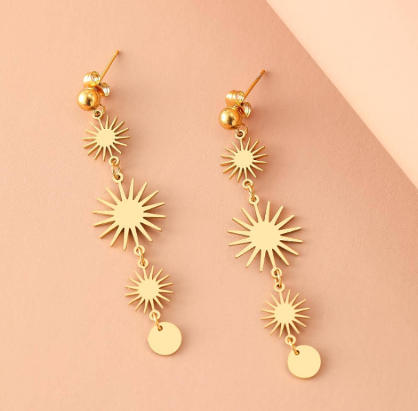 Aretes con Diseño de Sol en Acero Inoxidable Bañado en Oro
