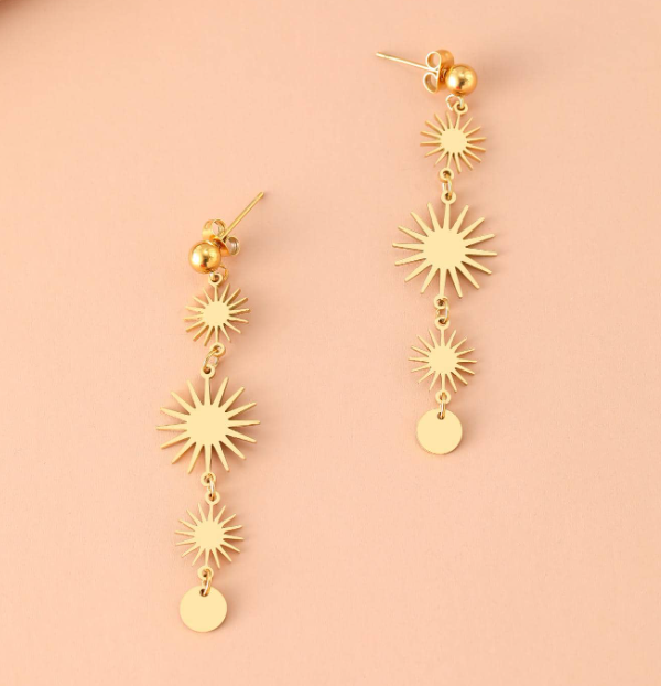 Aretes con Diseño de Sol en Acero Inoxidable Bañado en Oro