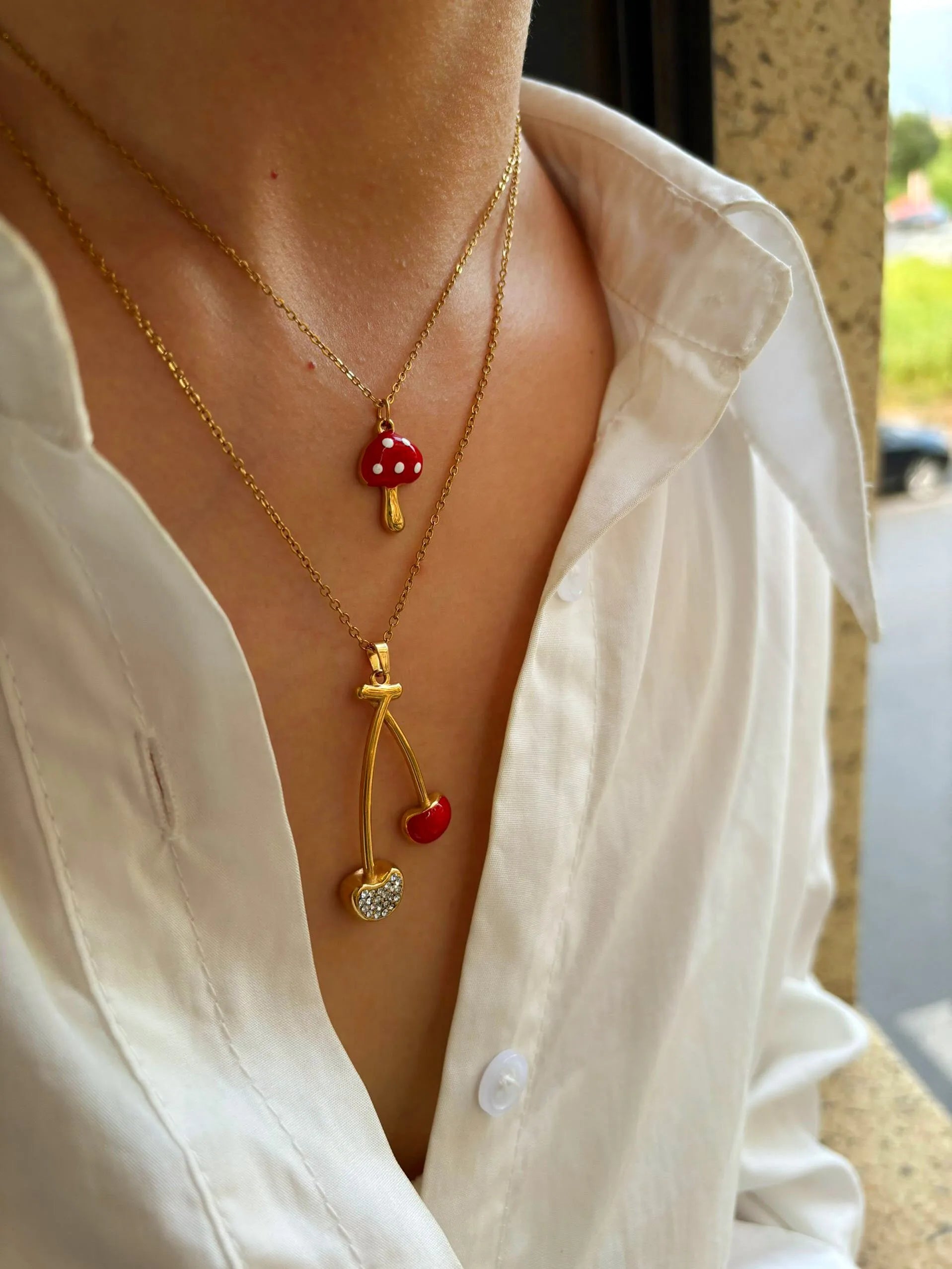 Collar Doble Honguito y Cereza en Acero Inoxidable Enchapado en Oro