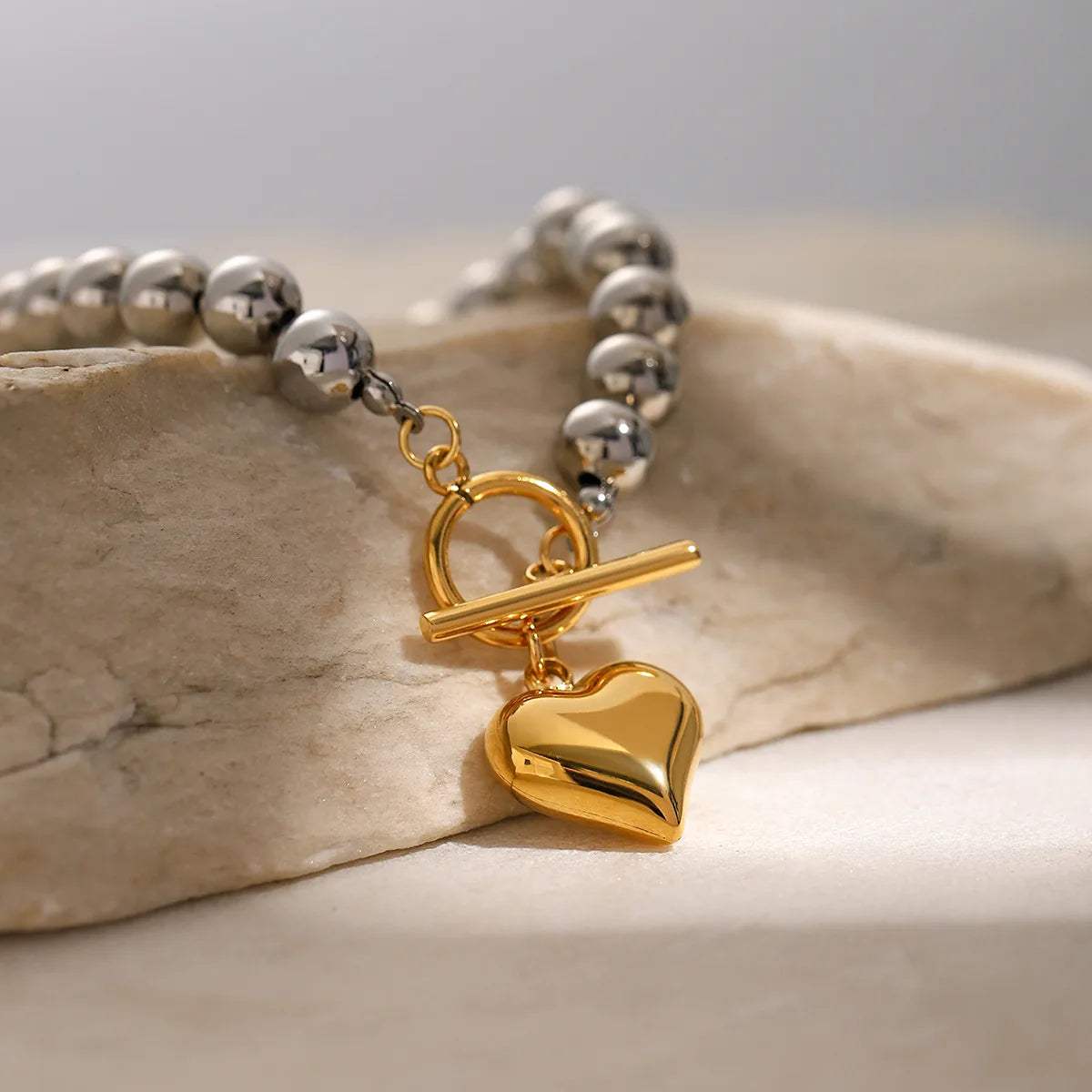 Brazalete Estilo Suelto en Acero Inoxidable Chapado en Oro