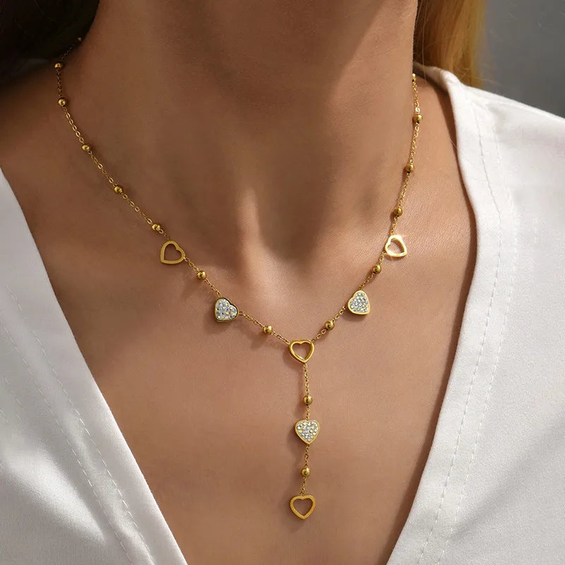 Collar de Corazones en Acero Inoxidable Chapado en Oro