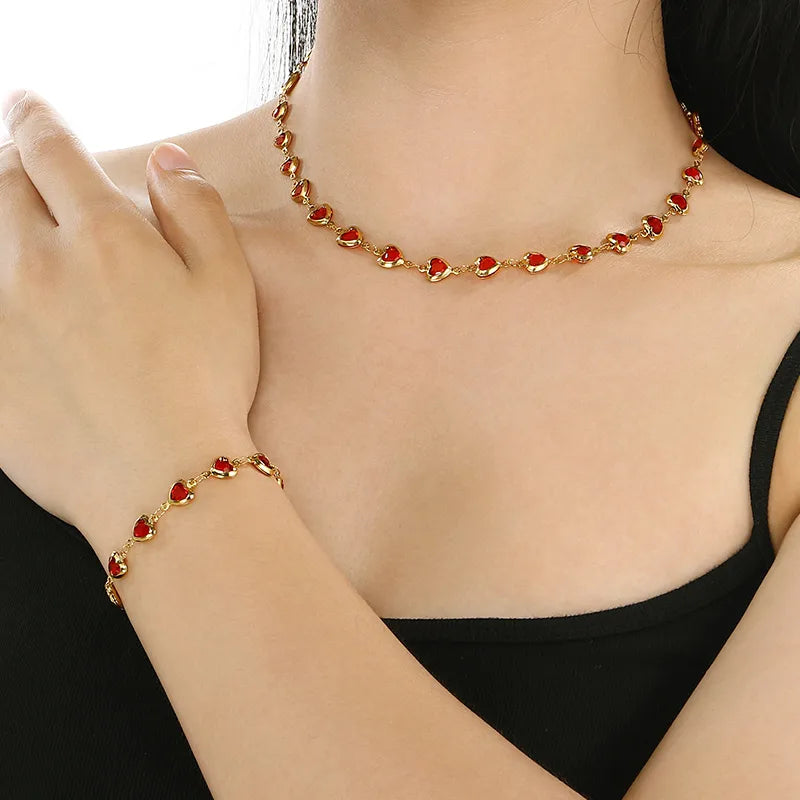Conjunto de Collar y Pulsera de Corazones en Acero Inoxidable Chapado en Oro
