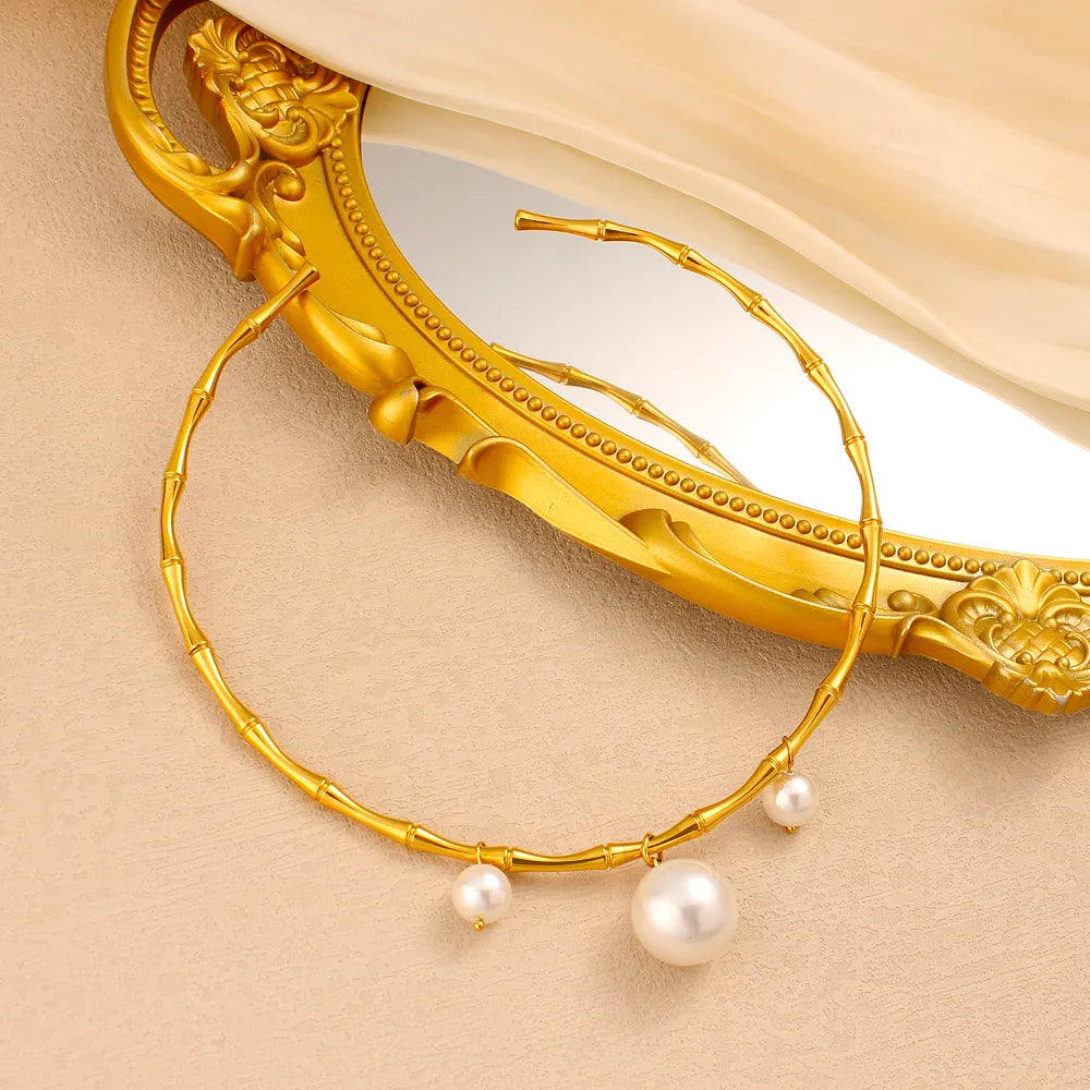 Collar Tipo Gargantilla en Acero Inoxidable Chapada en Oro 18k