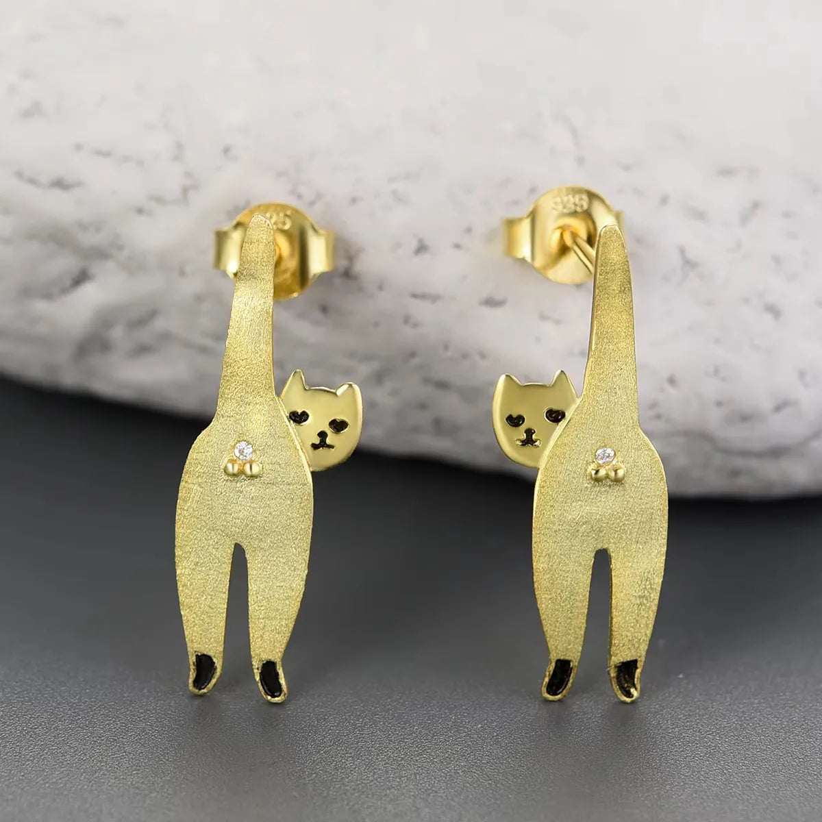Conjunto Collar y Aretes Exclusivos de Gato en Plata de Ley 925 Enchapado en Oro