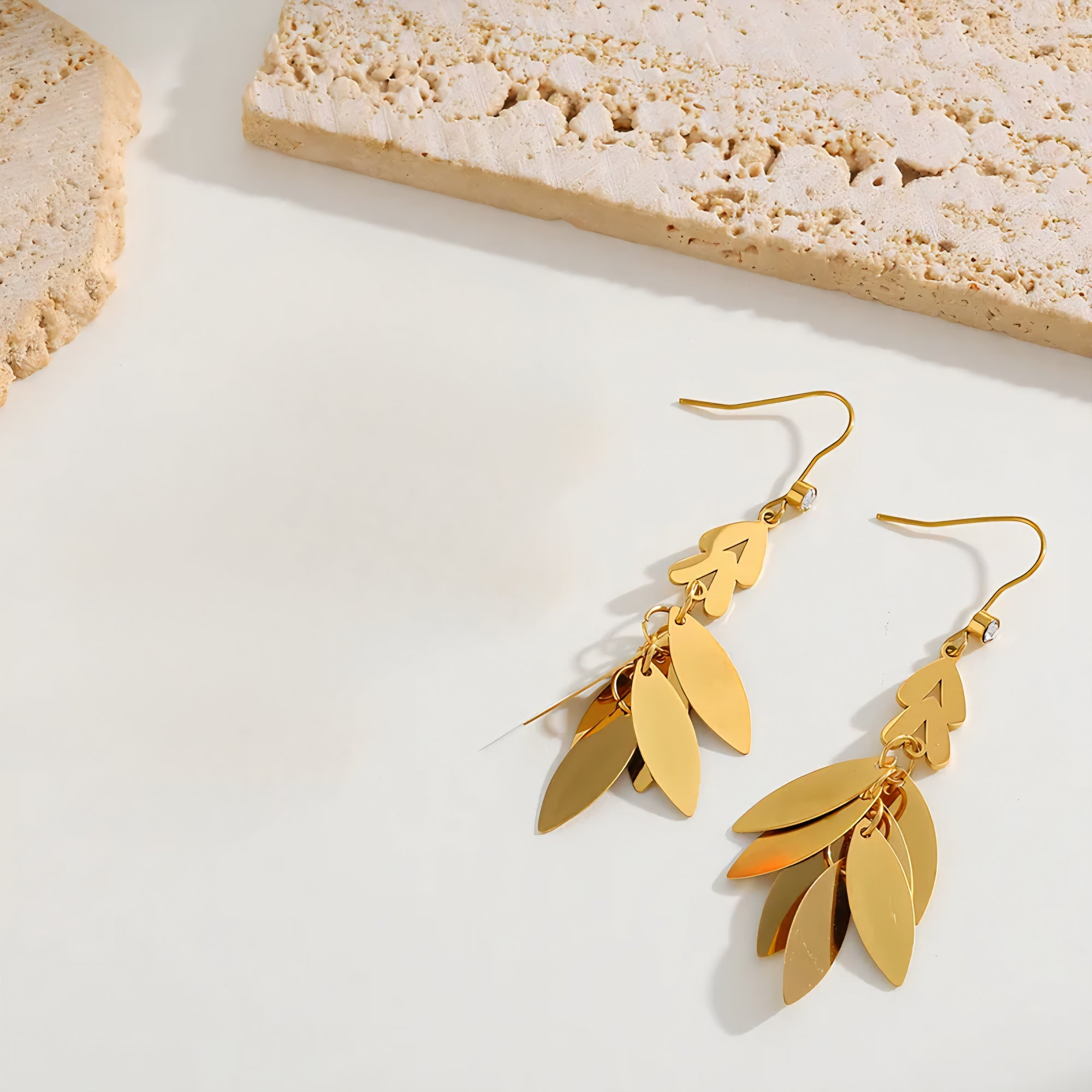 Aretes de Hoja Platinadas en Acero Inoxidable Chapado en Oro