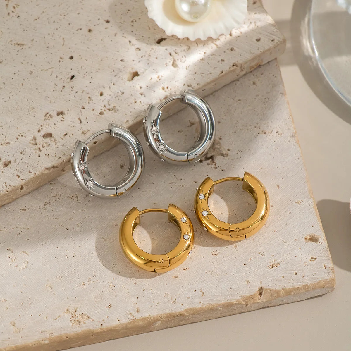 Aretes de Argolla en Acero Inoxidable Chapado en Oro