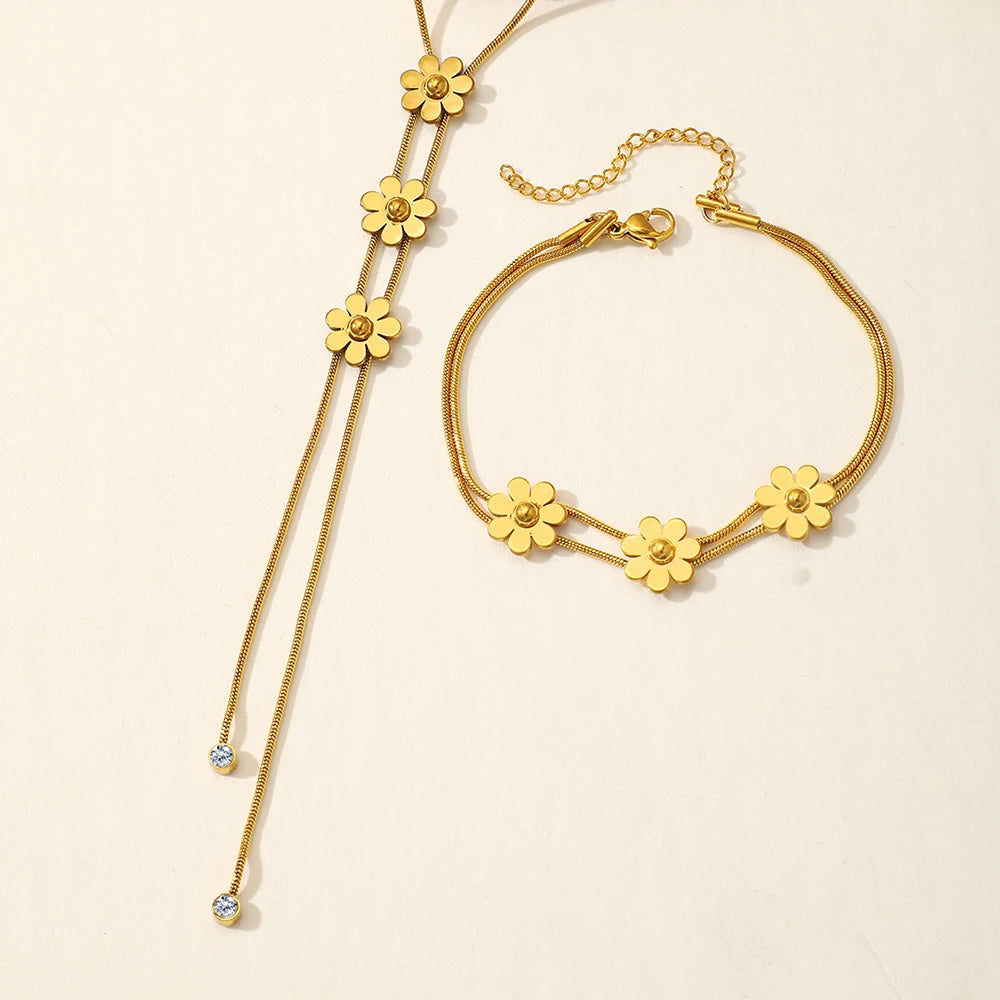 Conjunto Collar y Pulsera de Flores en Acero Inoxidable
