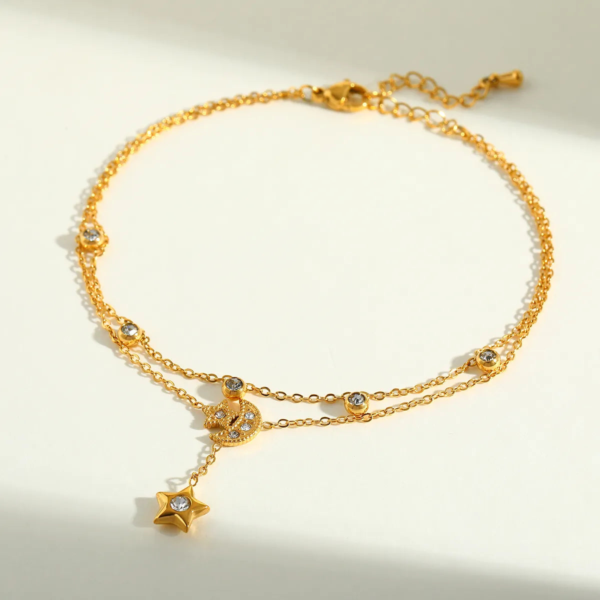 Pulsera Luna y Estrella en Acero Inoxidable Chapada en Oro