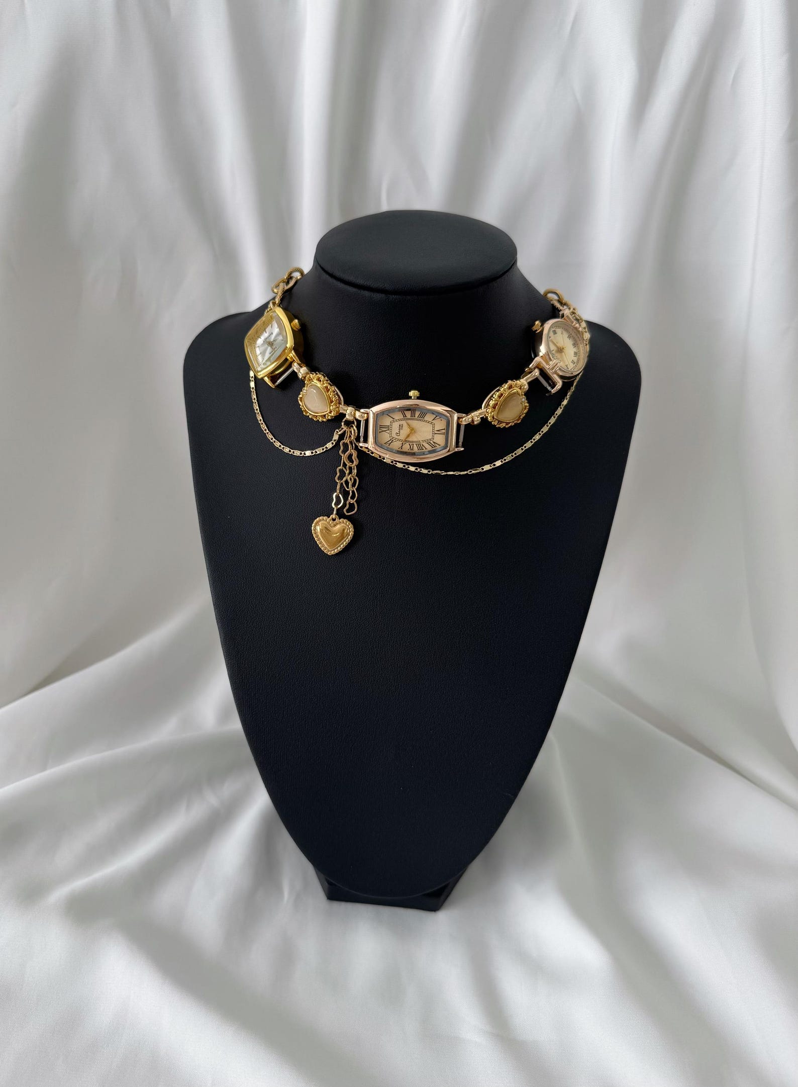 Collar Tipo Gargantilla de Relojes en Acero Inoxidable