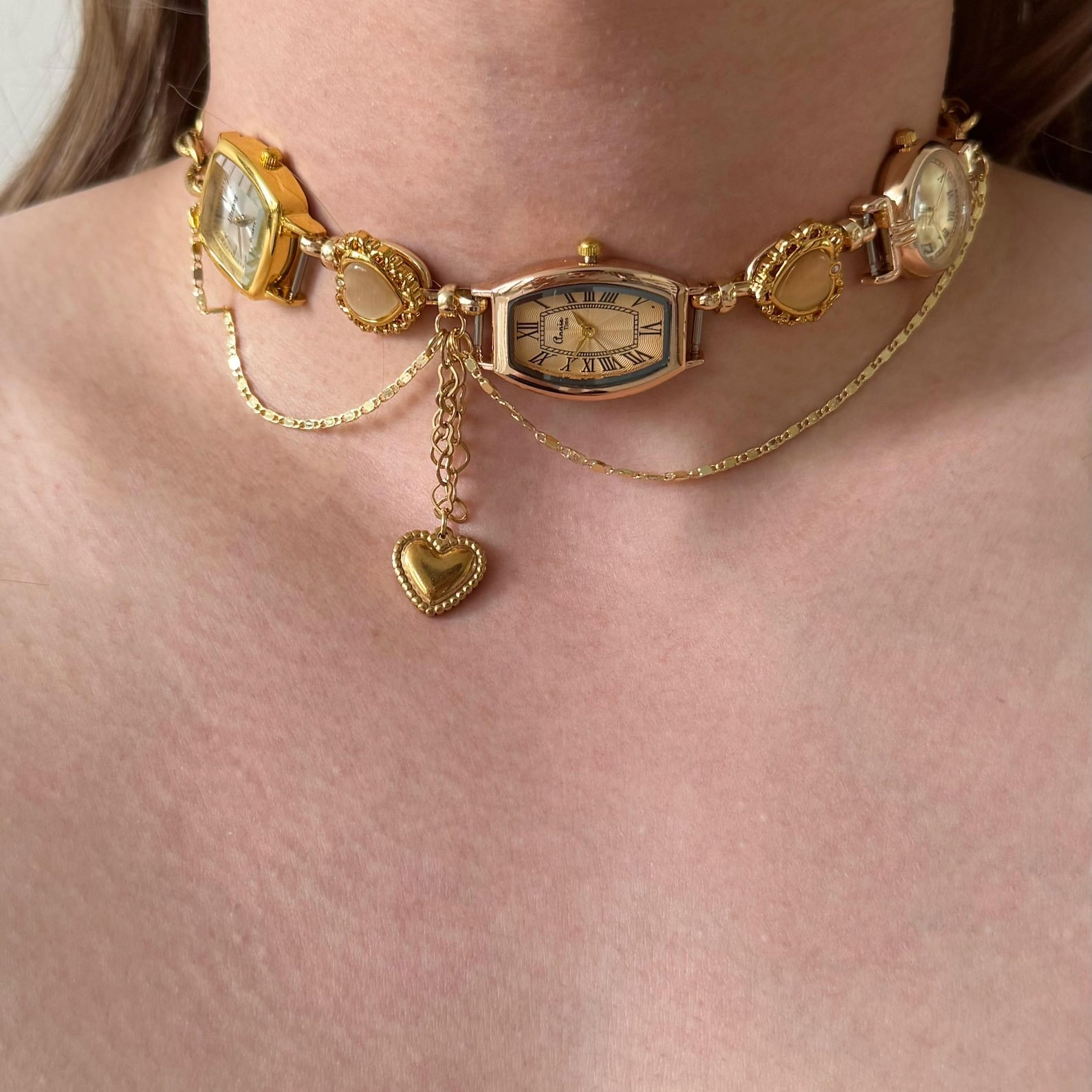 Collar Tipo Gargantilla de Relojes en Acero Inoxidable