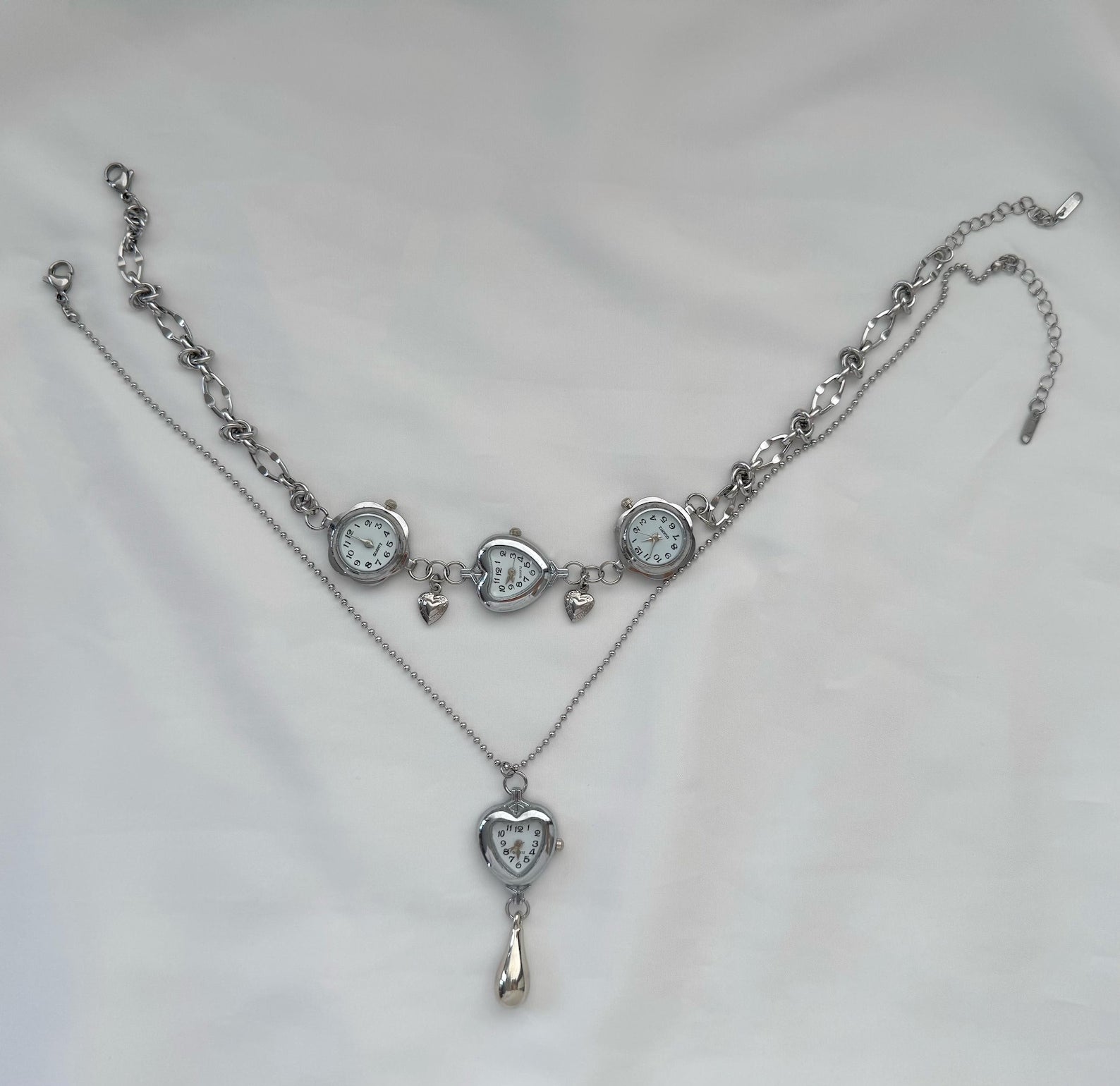 Collar Tipo Gargantilla de Reloj en Acero Inoxidable