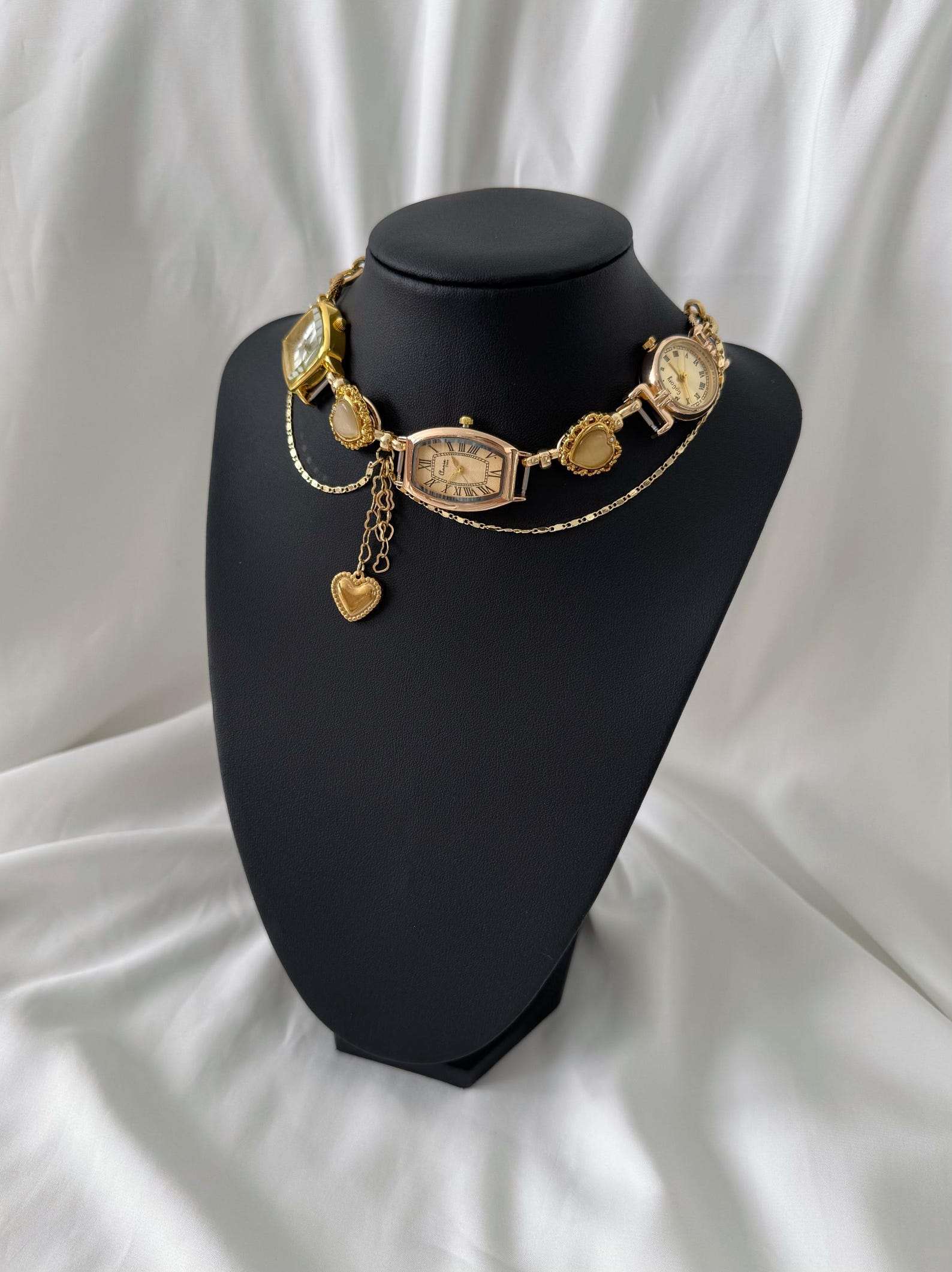 Collar Tipo Gargantilla de Relojes en Acero Inoxidable