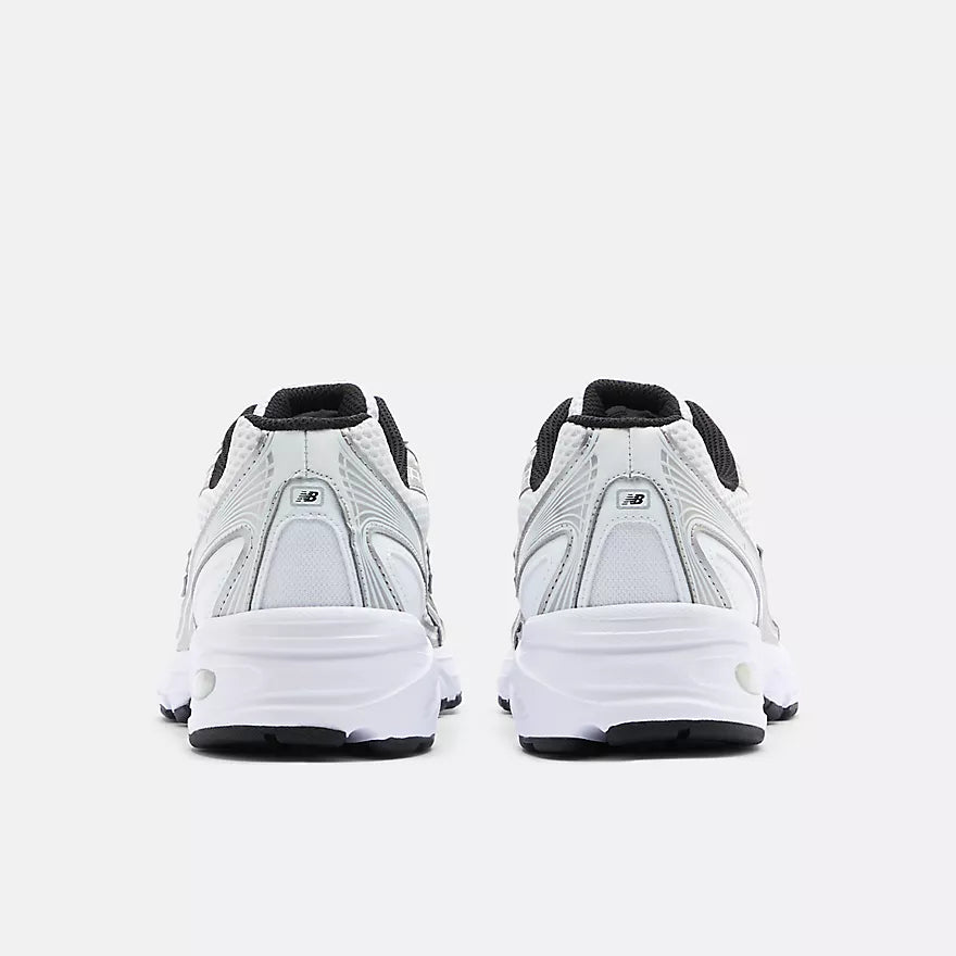 Tenis New Balance 740